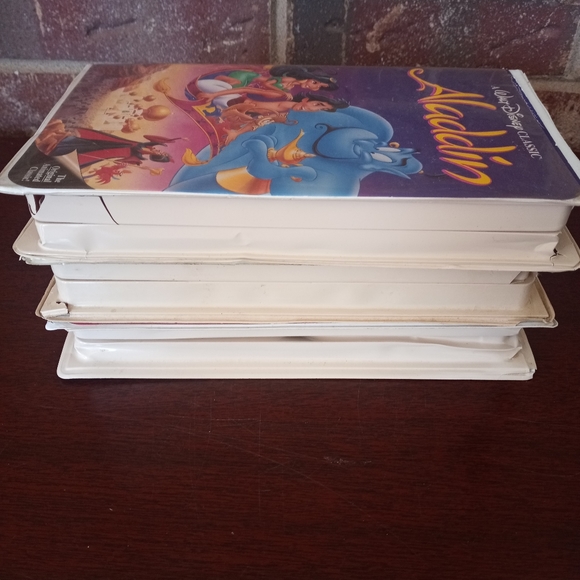 Disney Black Diamond VHS Bundle: Aladdin, The Little Mermaid, Beauty & the Beast - Picture 7 of 11